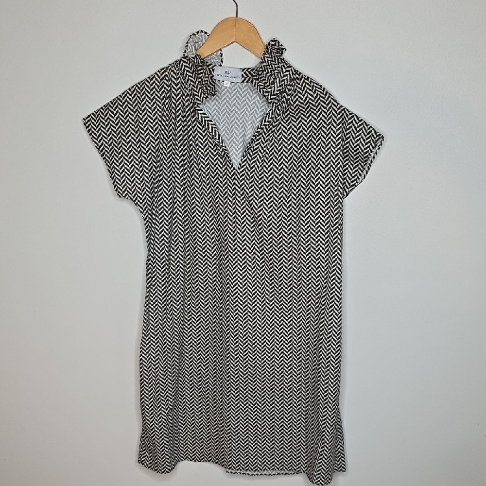 Never A Wallflower Black and White Chevron dress Size Medium